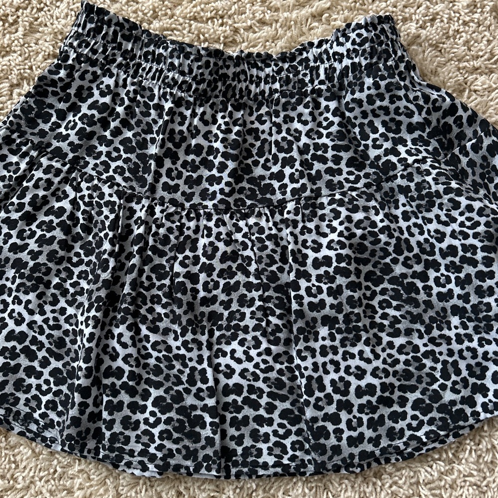 Like new Me.n.u skirt leopard print skirt